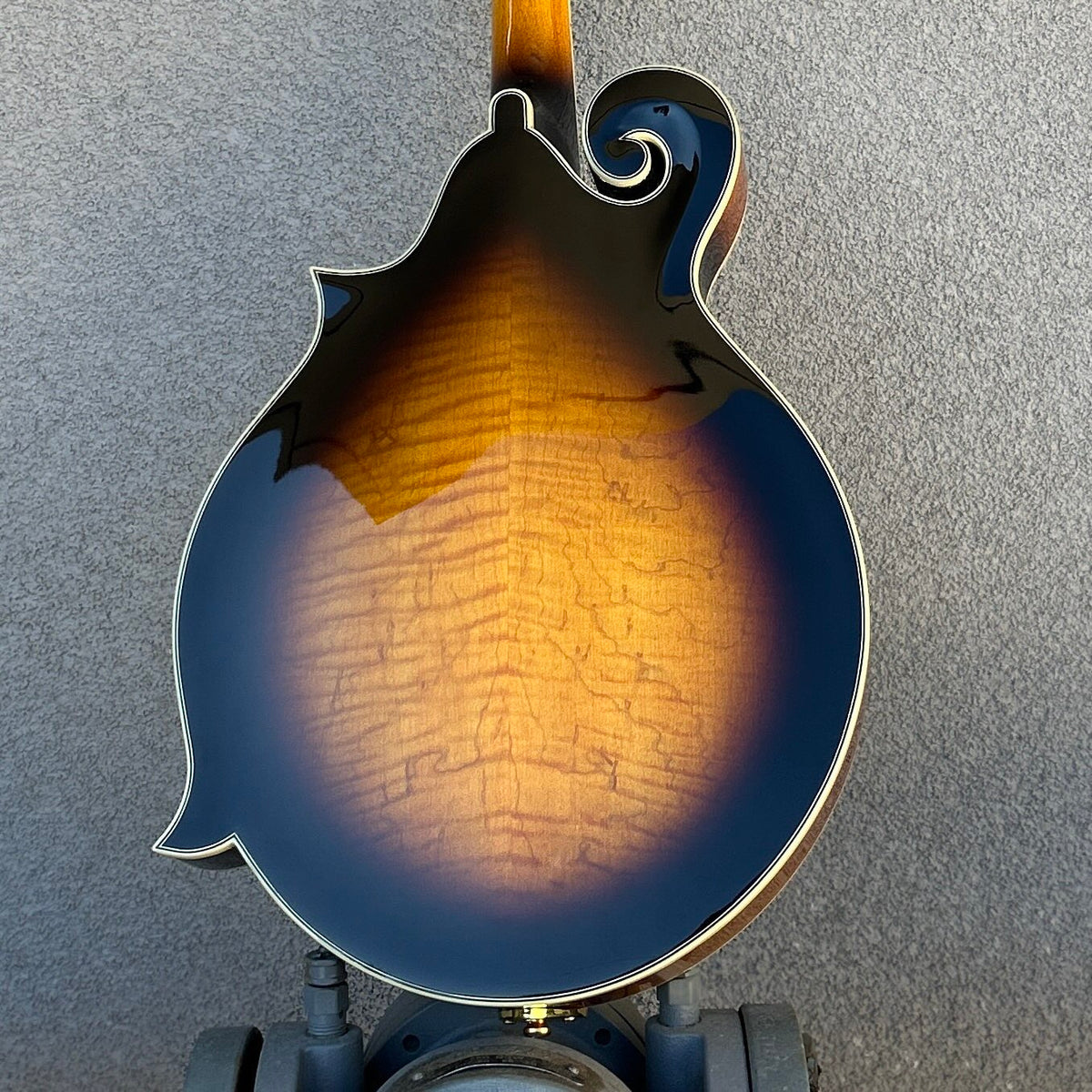 USED Goldtone GM-70 Mandolin Sunburst