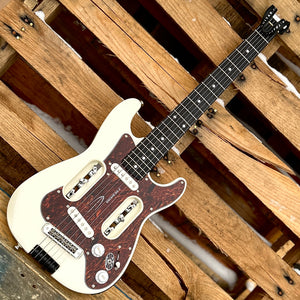 Used Traveler Guitar Escape EG-2 White w/Bag