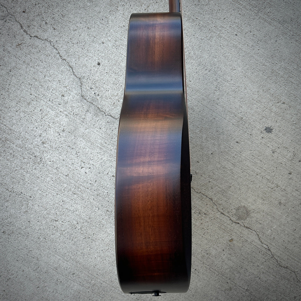 2022 Taylor K24CE Builders Edition w/Case