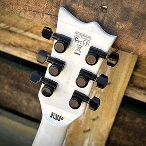 Used ESP LTD EC-1000 Snow White w/Bag