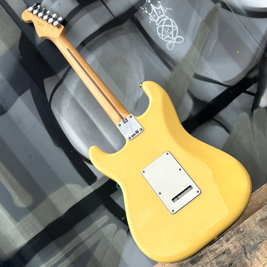 2023 Fender Player Stratocaster Buttercream Maple Fingerboard (No Trem)