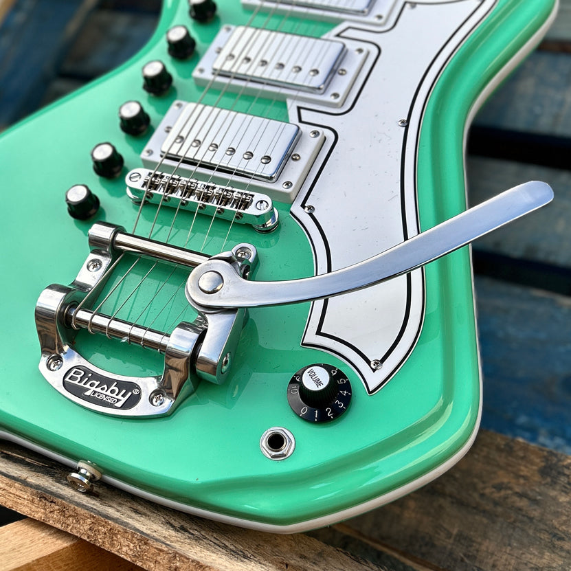 Used Eastwood Airline '59 3P DLX Seafoam Green w/Case