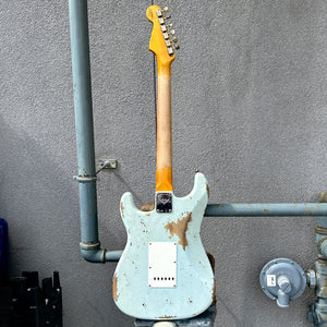 2024 Fender Custom Shop 1960 Stratocaster Heavy Relic Rosewood Fingerboard Aged Sonic Blue over 3-Colour Sunburst