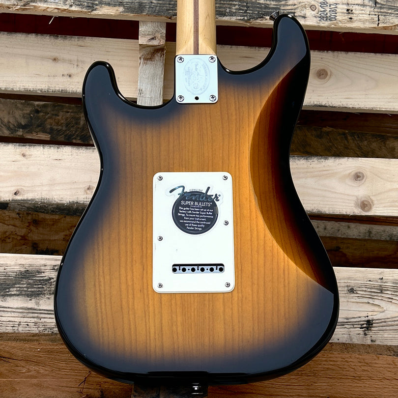 2004 Fender 50th Anniversary American Stratocaster 2-Color Sunburst w/Case