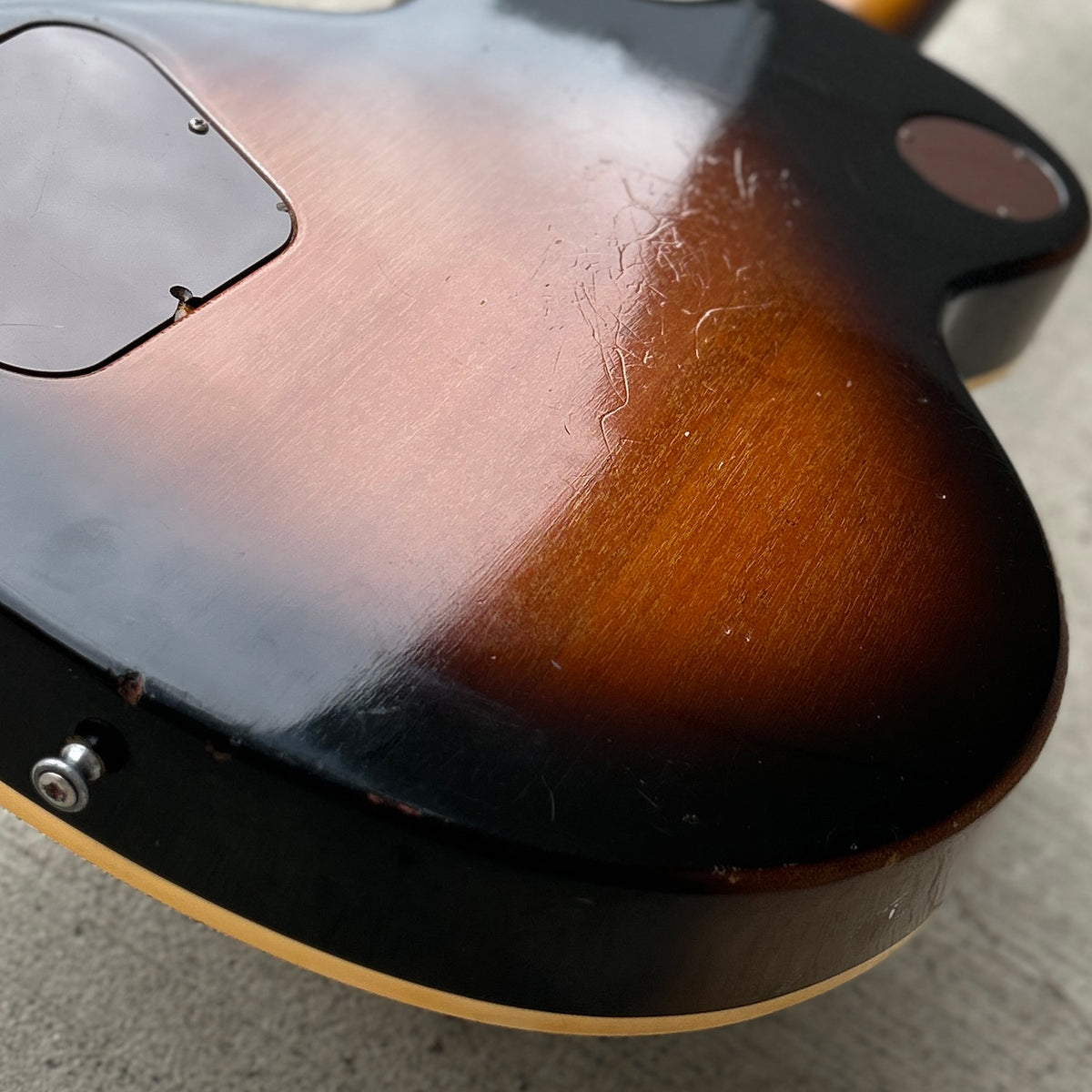 1979 Gibson Les Paul Standard Tobacco Sunburst w/Chainsaw Case