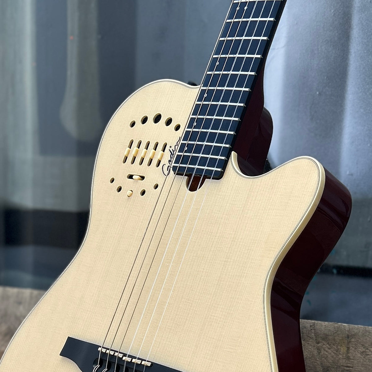 Used Godin Multiac Nylon Deluxe Natural w/Case