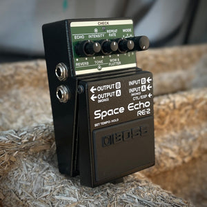 USED Roland RE-2 Space Echo