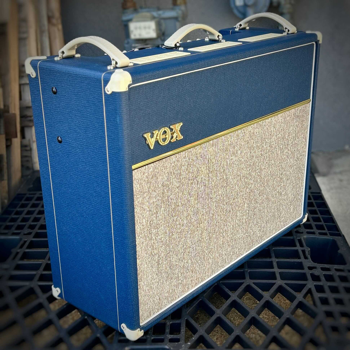 2012 Vox AC30C2-BL  LTD Blue 30-Watt 2x12" Combo W/Cover And Switch