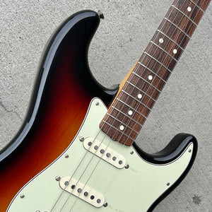 2010 Fender Classic Series 60's Stratocaster Sunburst