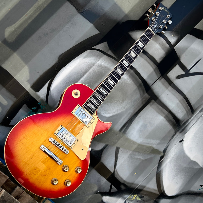 Gibson Les Paul Sunburst ハードケース付 1978 Gibson Les Paul Standard Cherry Sunburst w/Case