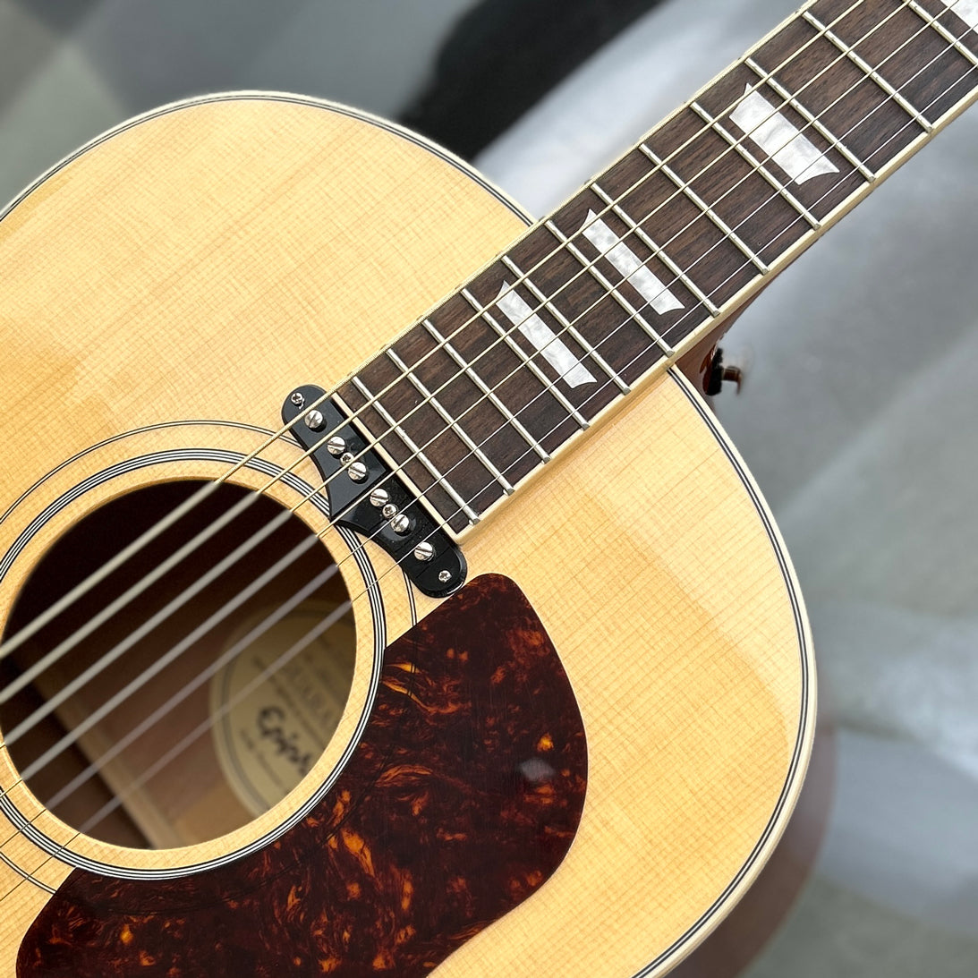 2016 Epiphone Limited Edition EJ-160E Natural w/Case
