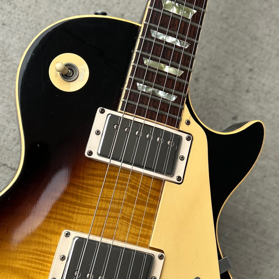 1979 Gibson Les Paul Standard Tobacco Sunburst w/Chainsaw Case