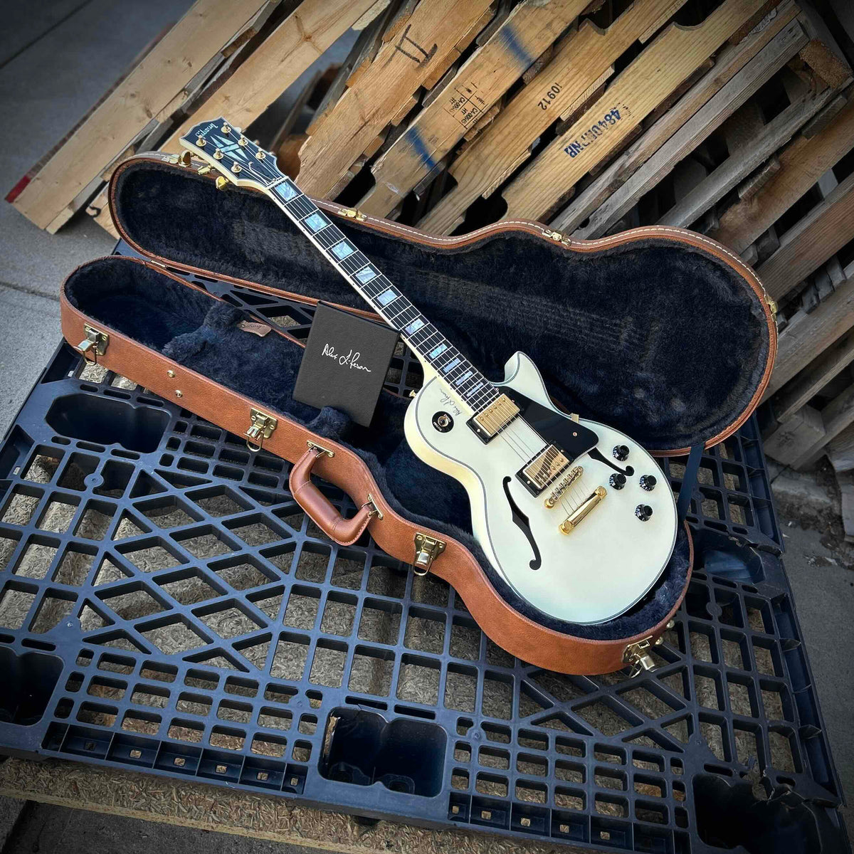 2017 Gibson Memphis Alex Lifeson Signature ES-Les Paul VOS W/Case