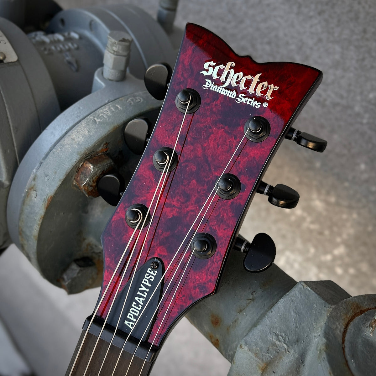 2015 Schecter Solo II Apocalypse Red Reign w/Case