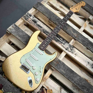 2005 Fender Custom Shop Greg Fessler Master Design 1964 Relic Gold Sparkle Stratocaster