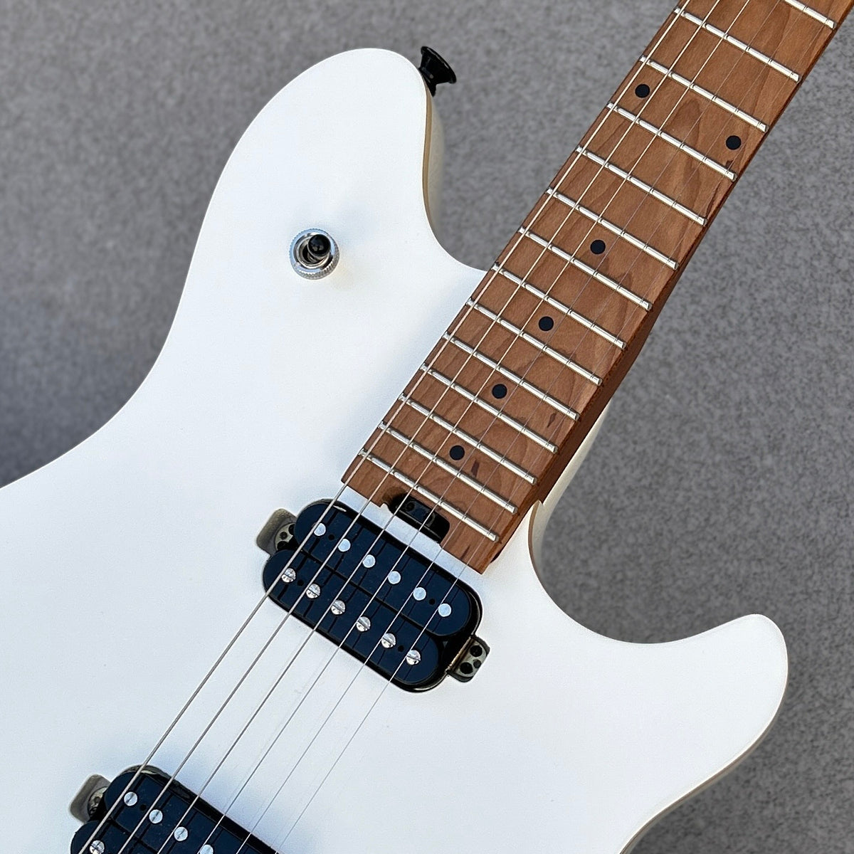 2025 EVH Wolfgang Standard T.O.M., Baked Maple Fingerboard, Cream White
