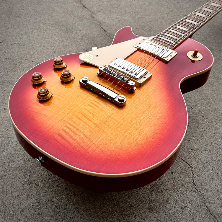 2022 Gibson Les Paul Standard '50s Heritage Cherry Sunburst Left 