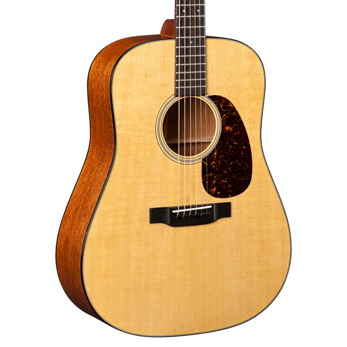 Martin D18