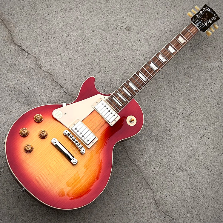 2022 Gibson Les Paul Standard '50s Heritage Cherry Sunburst Left 