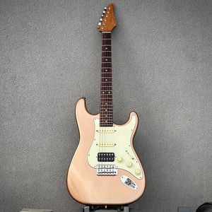 Suhr Classic S Vintage Limited Edition Firemist Gold